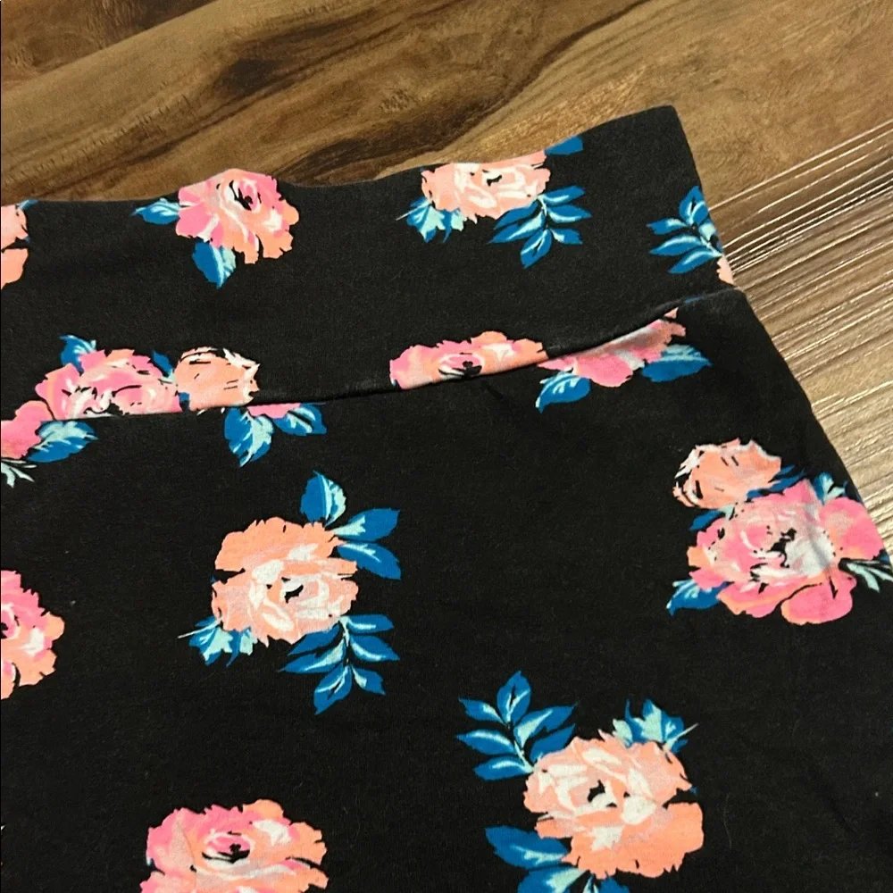 Floral Black Skirt - Picture 4 of 8